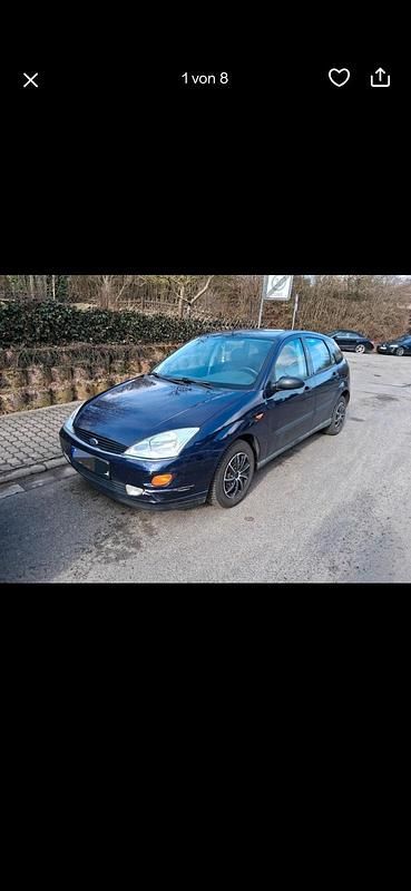 Gebraucht Ford Focus Ghia 100 PS (73 kW) 1999 Blau Kleinwagen