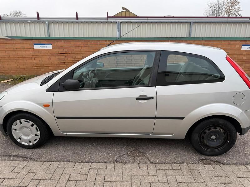 Gebraucht Ford Fiesta 70 PS (51 kW) 2003 Kleinwagen