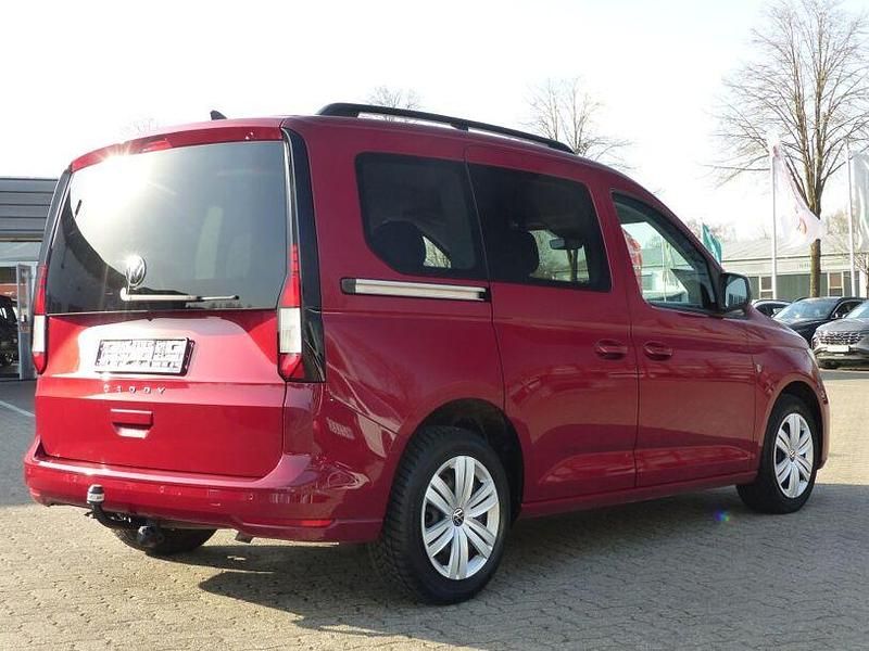 Gebraucht VW Caddy 122 PS (89 kW) 2021 Rot Van / Kleinbus