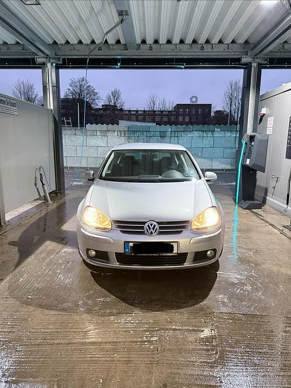 Silber Gebraucht 2008 VW Golf Limousine | 3.400 € (Guter Preis) - Bild 1/4