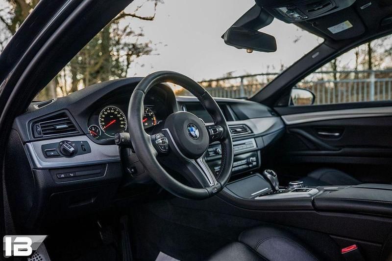 Gebraucht BMW M5 Performance 560 PS (411 kW) 2016 Grau Limousine