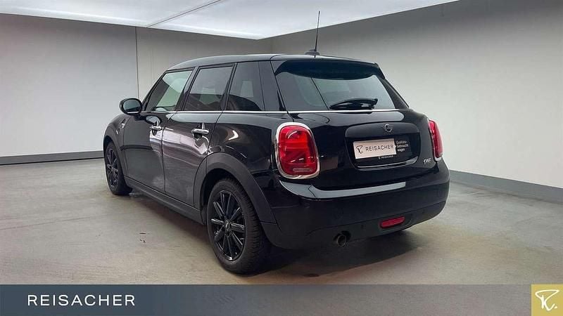 Second-hand Mini ONE Chili 102 CP (75 kW) 2021 Negru Hatchback