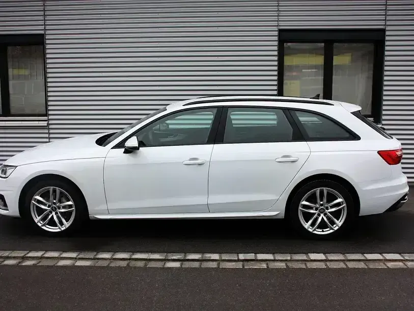 Second-hand Audi A4 Advanced 190 CP (139 kW) 2020 Alb Break