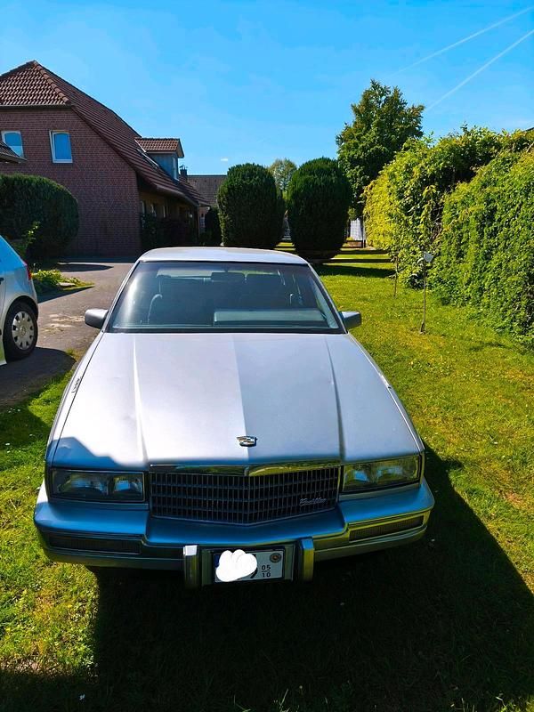 Silber Gebraucht 1988 Cadillac Seville Limousine | 4.700 € - Bild 1/4