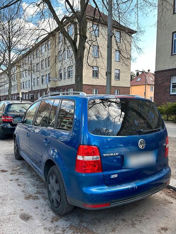 Gebraucht VW Touran Trendline 140 PS (102 kW) 2008 Blau Van / Kleinbus