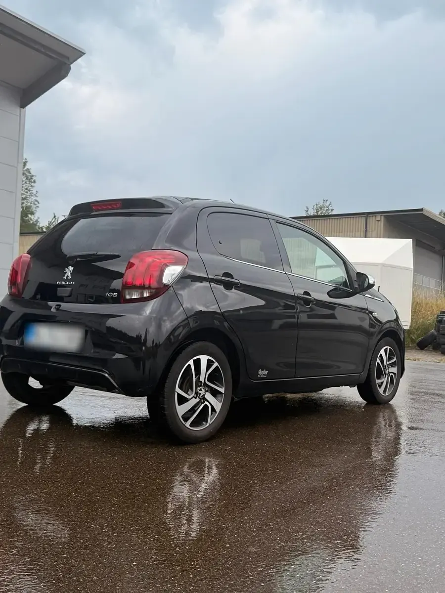 Gebraucht Peugeot 108 72 PS (52 kW) 2020 Schwarz Cabrio