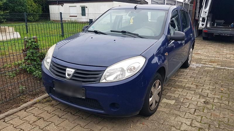 Blau Gebraucht 2008 Dacia Sandero Kleinwagen | 580 € (Fairer Preis) - Bild 1/4
