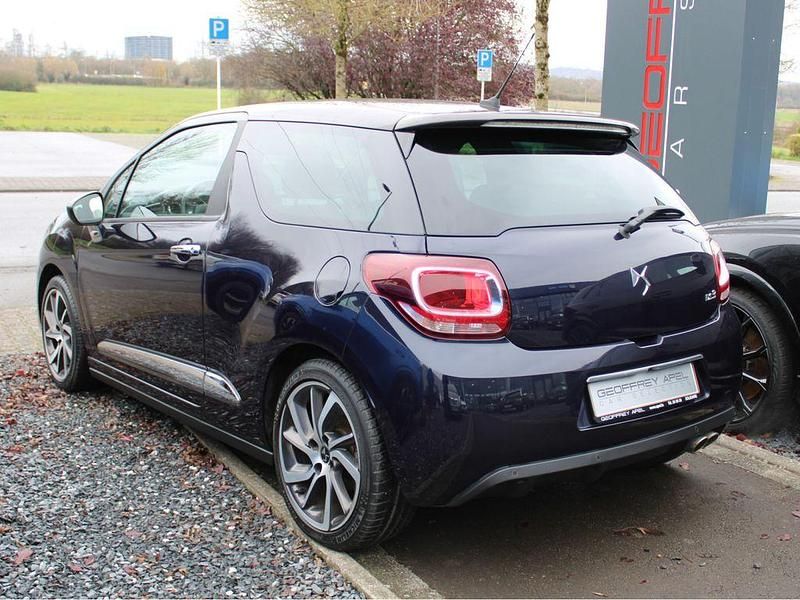 Gebraucht DS Automobiles DS3 150 PS (110 kW) 2017 Blau Limousine