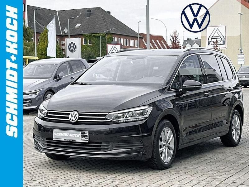 Schwarz Gebraucht 2017 VW Touran Comfortline Van / Kleinbus | 21.990 € (Teuer) - Bild 1/4