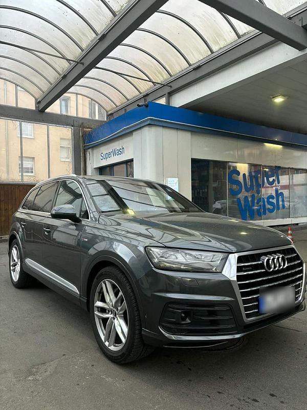 Gebraucht Audi Q7 S-Line 272 PS (200 kW) 2016 Grau SUV