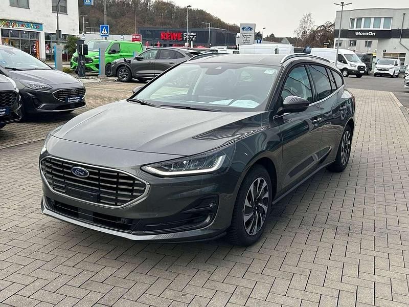 Neu Ford Focus Titanium 155 PS (114 kW) 2025 Magnetic metallic pn4dq grau Kombi