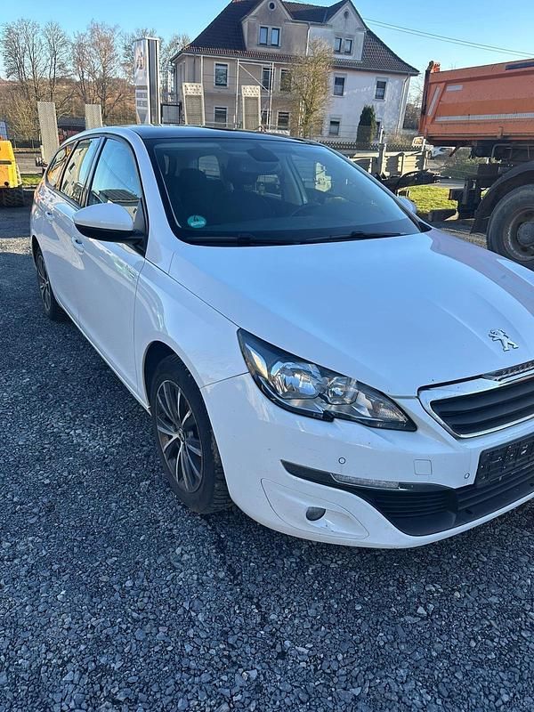 Gebraucht Peugeot 308 150 PS (110 kW) 2014 Weiß Kombi