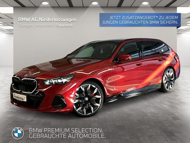 Rot Gebraucht 2025 BMW 550e M Sport Kombi | 82.980 € (Etwas zu teuer) - Bild 1/3