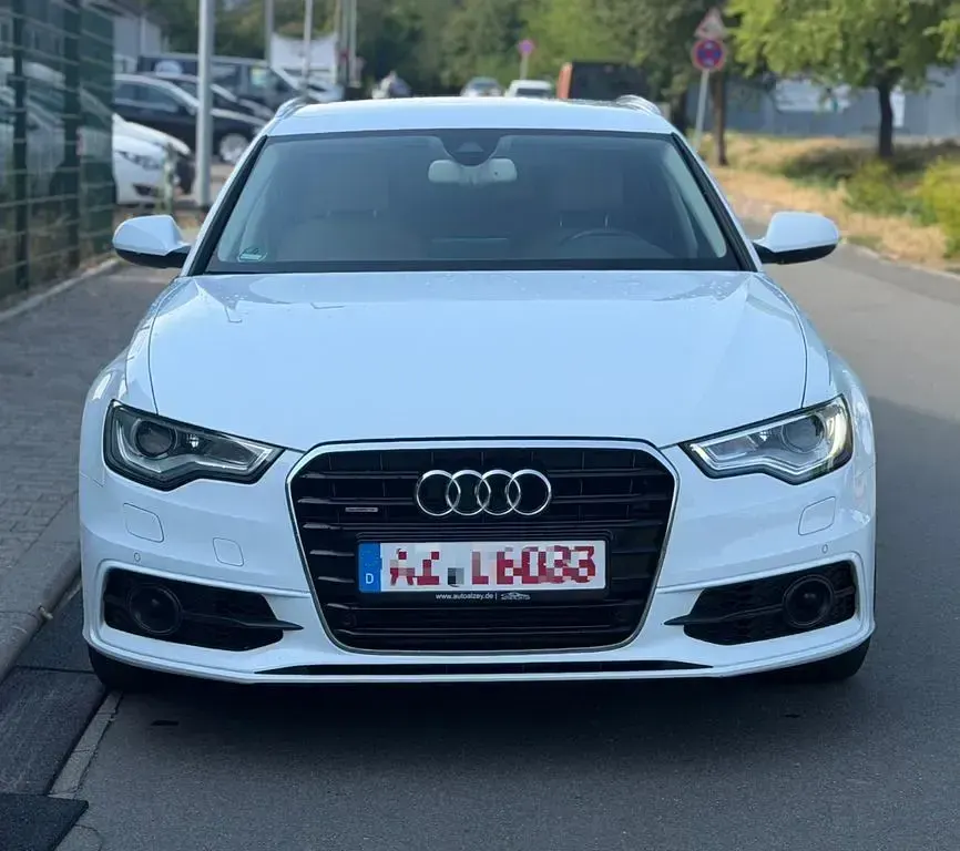 Gebraucht Audi A6 S-Line 245 PS (180 kW) 2012 Weiß Kombi