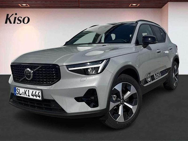 Gebraucht Volvo XC40 Plus 163 PS (119 kW) 2025 Vapour grey / metallic SUV