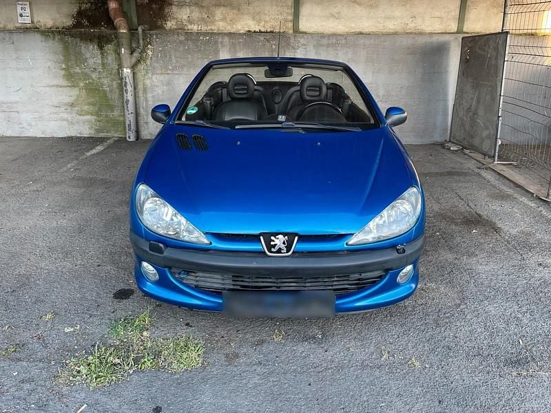 Gebraucht Peugeot 206 CC 136 PS (100 kW) 2002 Blau Cabrio