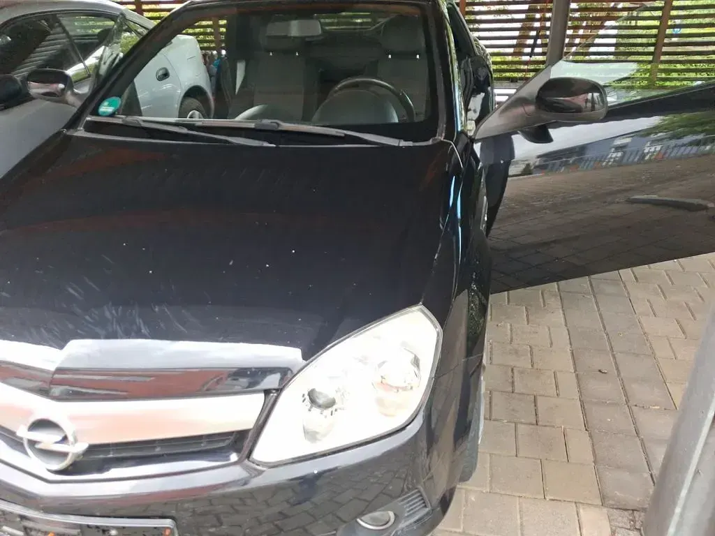 Gebraucht Opel Tigra Enjoy 90 PS (66 kW) 2005 Schwarz Cabrio
