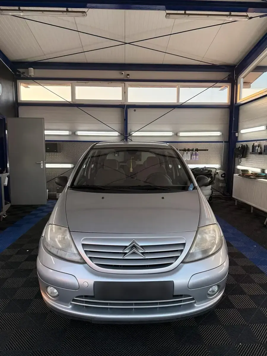 Gebraucht Citroën C3 86 PS (63 kW) 2005 Silber Kleinwagen