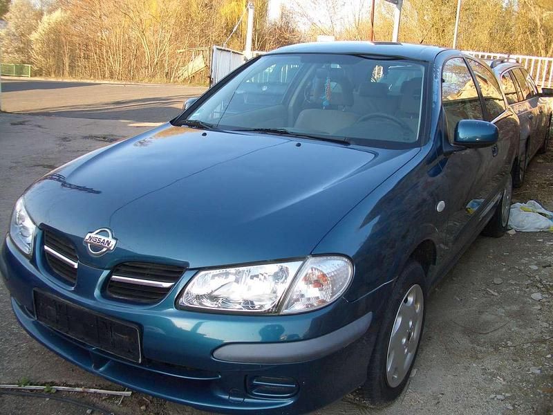 Gebraucht Nissan Almera Comfort 90 PS (66 kW) 2000 Blau Limousine