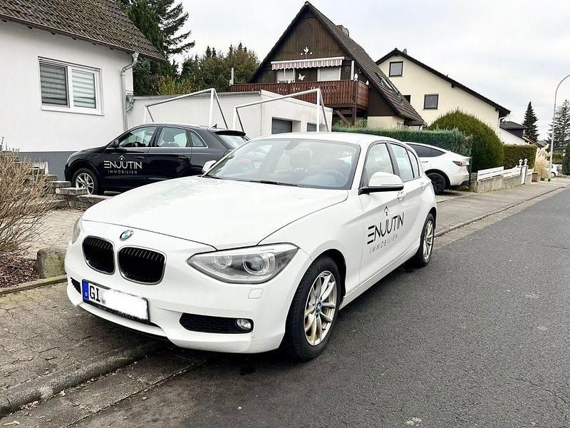 Weiß Gebraucht 2013 BMW 116 Kleinwagen | 6.500 € (Teuer) - Bild 1/4