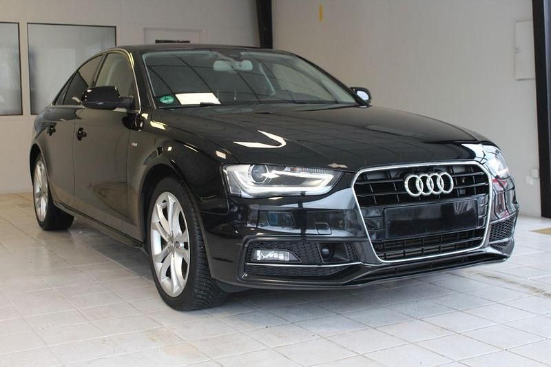 Gebraucht Audi A4 S-Line 150 PS (110 kW) 2014 Schwarz Limousine