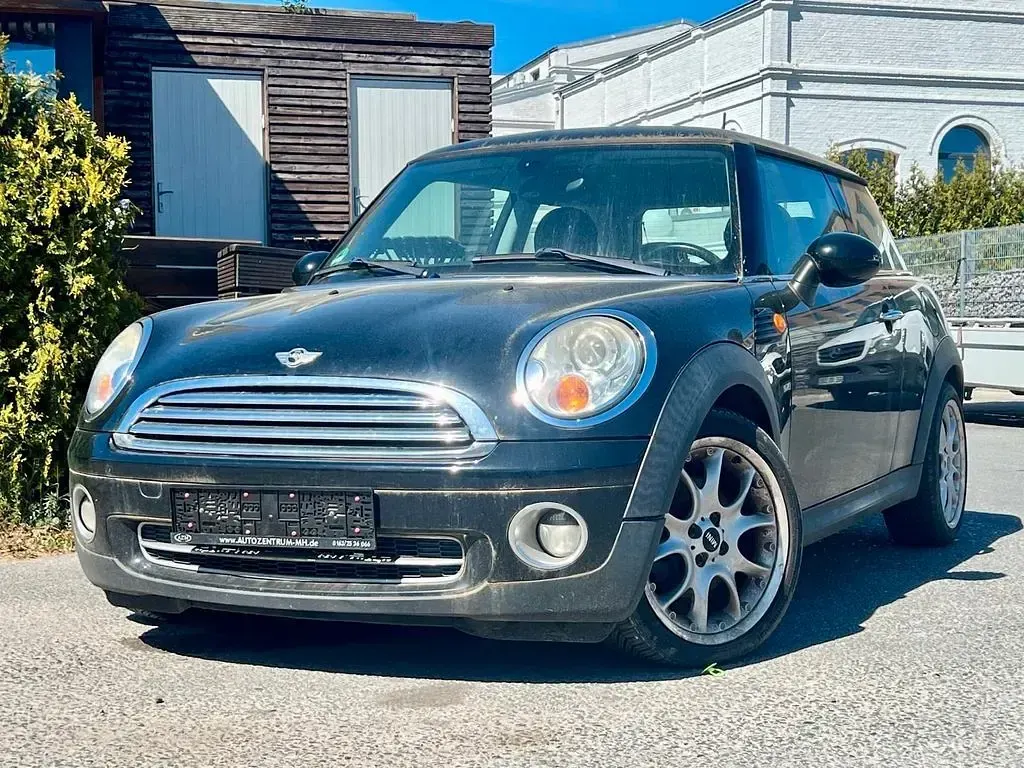 Usata Mini Cooper 120 CV (88 kW) 2009 Nero Utilitaria