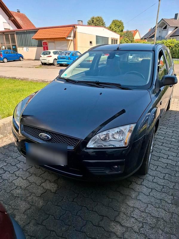 Schwarz Gebraucht 2007 Ford Focus Kombi | 1.000 € (Superpreis) - Bild 1/4