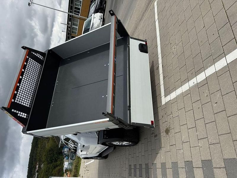 Neu VW Amarok 170 PS (125 kW) 2025 Blau Pickup