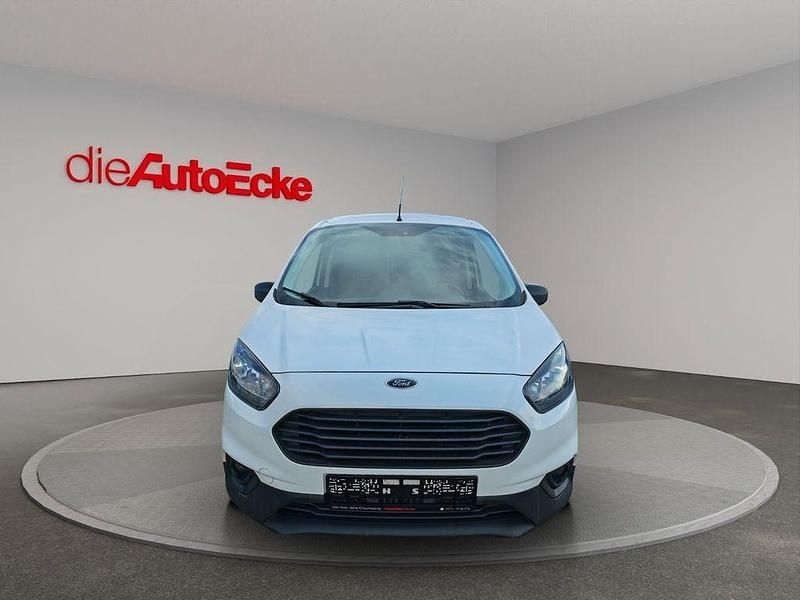 Używany Ford Transit Trend 101 KM (74 kW) 2022 Biały Minivan