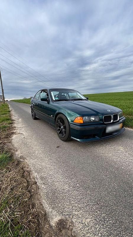 Second-hand BMW 323 Performance 170 CP (125 kW) 1996 Verde Coupe