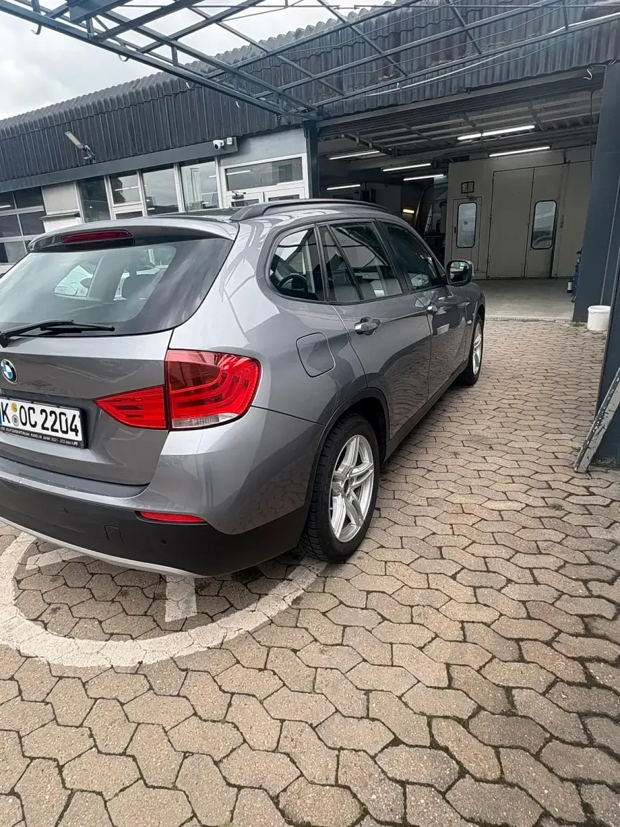 Gebraucht BMW X1 140 PS (102 kW) 2010 Grau SUV