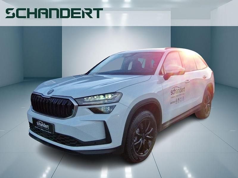 Moonweiss metallic Neu 2025 Skoda Kodiaq Selection SUV | 49.750 € (Fairer Preis) - Bild 1/1