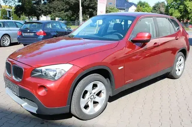 Gebraucht BMW X1 184 PS (135 kW) 2012 Vermilionrot metallic SUV