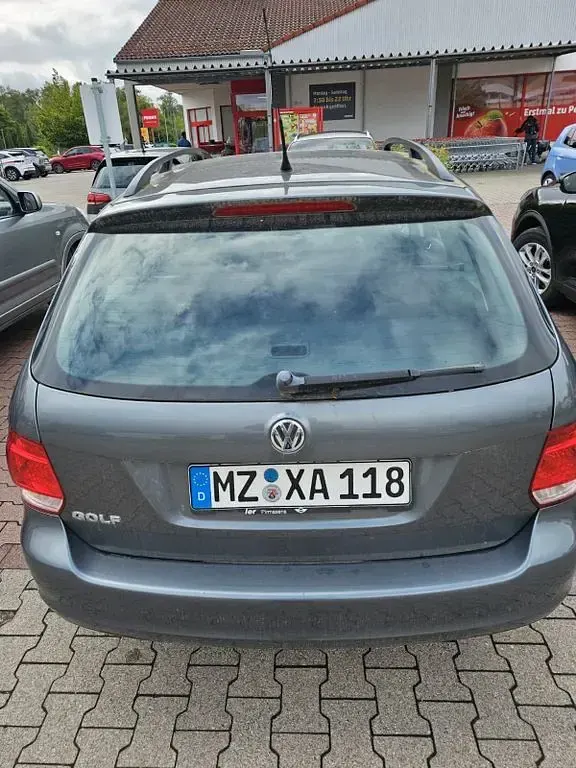 Gebraucht VW Golf VI Trendline 80 PS (58 kW) 2009 Grau Kombi