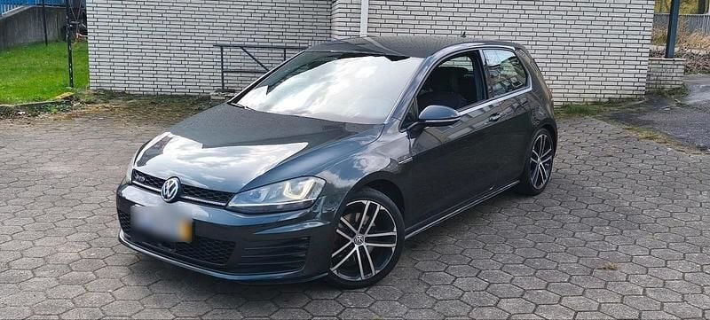 Gebraucht VW Golf VII GTD 184 PS (135 kW) 2014 Kleinwagen