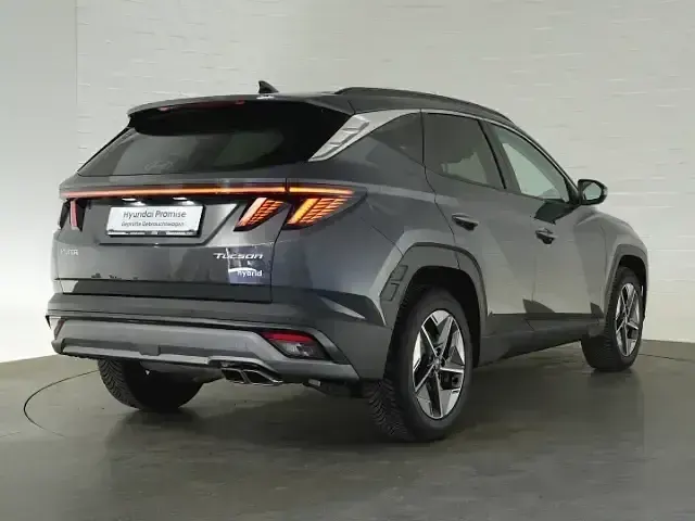 Gebraucht Hyundai Tucson Trend 215 PS (158 kW) 2025 Grau SUV