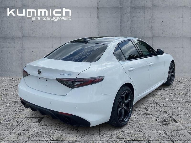 Neu Alfa Romeo Giulia 209 PS (153 kW) 2025 Limousine