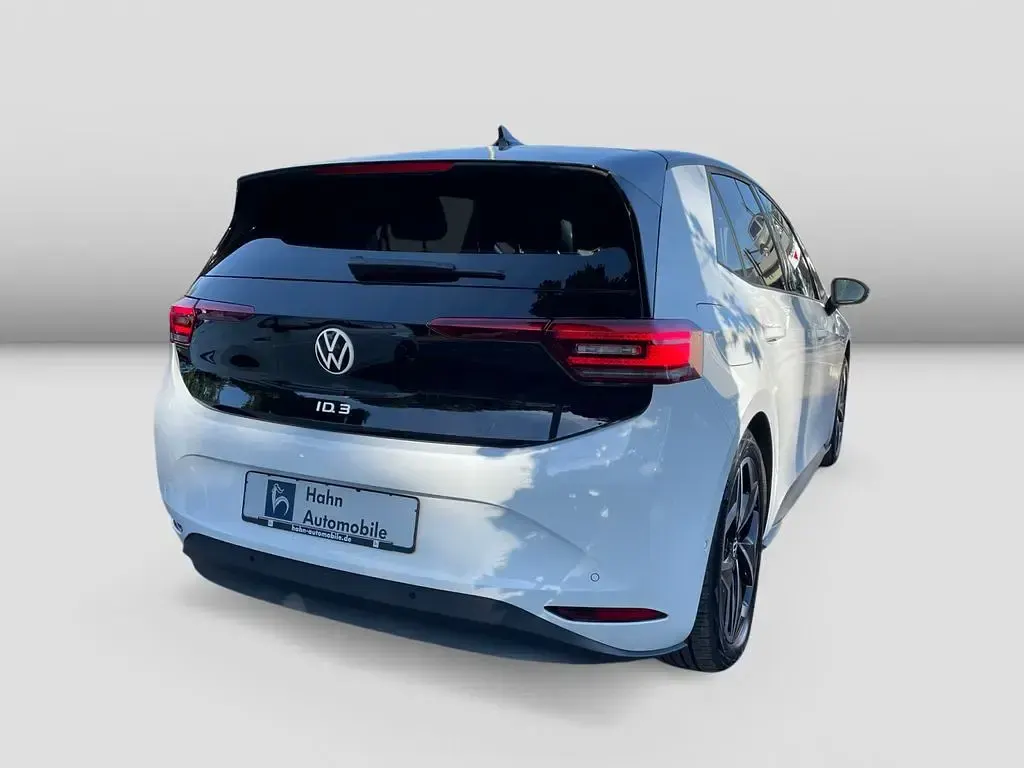 Gebraucht VW ID.3 Pro 150 kW (204 PS) 2023 Gletscherweiß metallic Kleinwagen