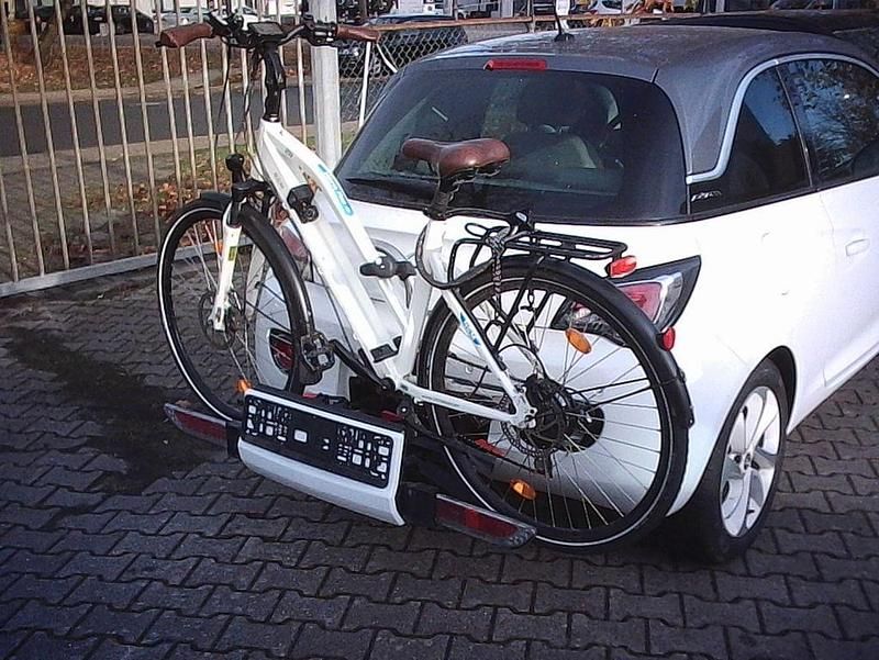 Weiß Gebraucht 2016 Opel Adam Jam Kleinwagen | 7.950 € (Guter Preis) - Bild 1/4