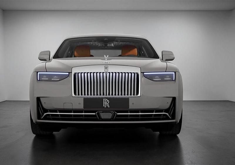 Neu Rolls Royce Ghost 544 PS (400 kW) 2026 Grau Limousine