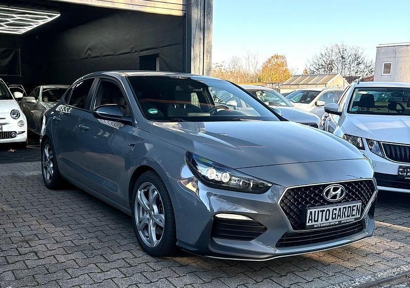 Shadow grey / sol Gebraucht 2019 Hyundai i30 N Line Kleinwagen | 14.890 € (Fairer Preis) - Bild 1/4