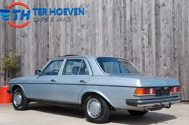 Gebraucht Mercedes 300 88 PS (64 kW) 1984 Other Limousine