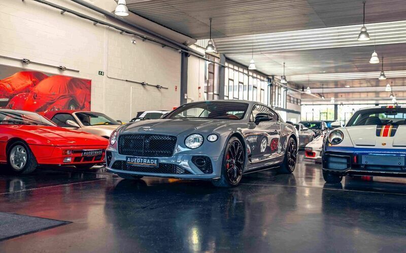 Grau Gebraucht 2023 Bentley Continental GT | 238.000 € (Etwas zu teuer) - Bild 1/4