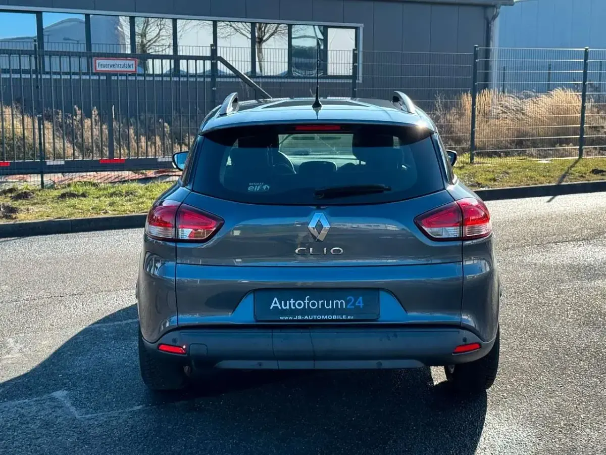 Gebraucht Renault Clio GrandTour Expression 75 PS (55 kW) 2017 Grau Kombi