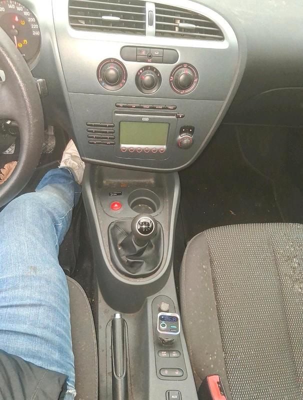 Gebraucht Seat Leon 102 PS (75 kW) 2009 Weiß Kleinwagen