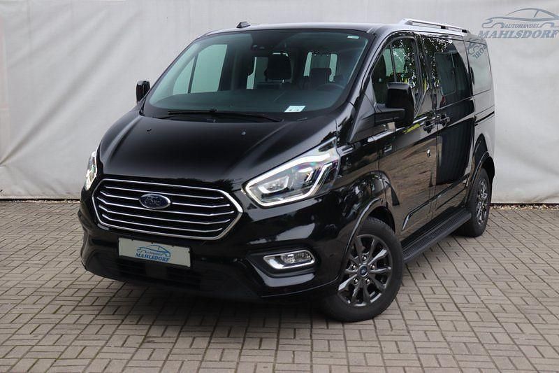 Schwarz Gebraucht 2021 Ford Tourneo Van / Kleinbus | 30.860 € (Guter Preis) - Bild 1/3