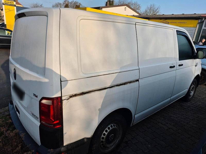 Gebraucht VW Transporter 150 PS (110 kW) 2016 Weiß Van