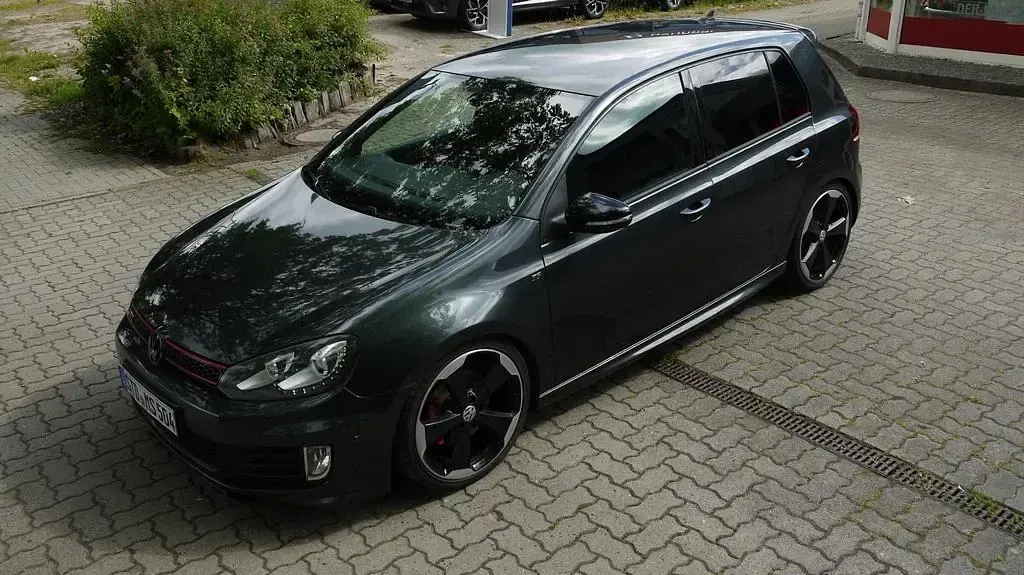 Gebraucht VW Golf VI Edition 235 PS (172 kW) 2012 Schwarz Kleinwagen