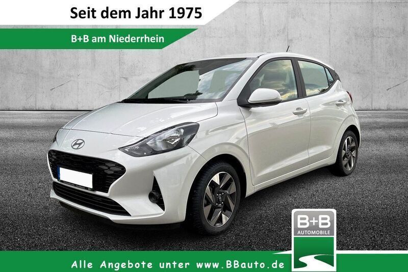 Weiß Gebraucht 2024 Hyundai i10 Trend Kleinwagen | 14.607 € (Fairer Preis) - Bild 1/4