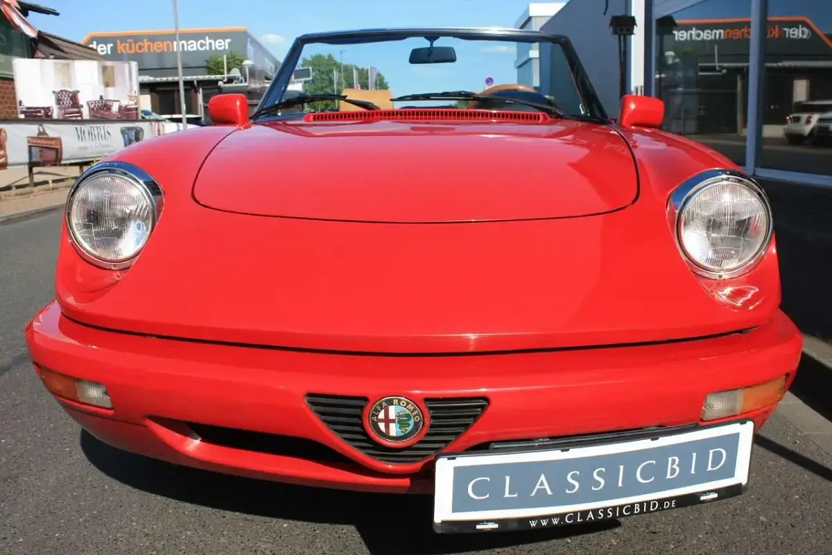 Gebraucht Alfa Romeo Spider 120 PS (88 kW) 1991 Rot Cabrio